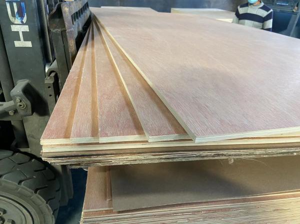 Okoume Plywood for Kitchen Cabinets